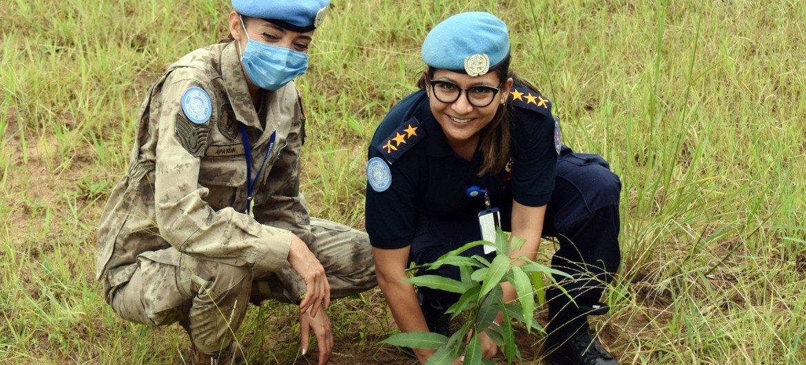 2021 UN Woman Police Officer of the Year, Superintendent Sangya Malla of Nepal, currently serving in the UN Organization Stabilization Mission in the Democratic Republic of the Congo. 2021 UN Woman Police Officer of the Year, Superintendent Sangya Malla of Nepal, currently serving in the UN Organization Stabilization Mission in the Democratic Republic of the Congo.