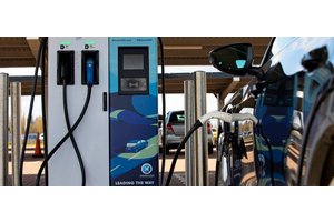 Renewable energy jobs rise by 700,000 in a year, to nearly 13 million | UN News