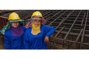 400 million new green and digital sector jobs, will pave way to ‘rebalance societies’ | UN News