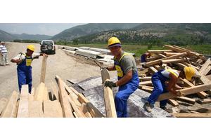 Business leaders deliver bold solutions to unlock long