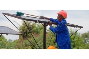 ‘Just Transition’ policies needed to create 20 million green jobs: UN report   | UN News