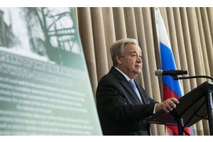 Portraits show ‘dignity and humanity’ of Holocaust survivors, 75 years after Auschwitz liberation | UN News