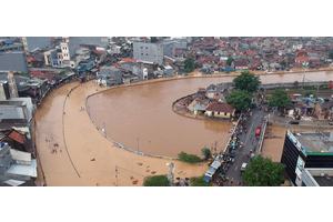 Deadly floods show need for faster, wider warnings, UN agency says | UN News