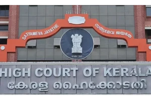 HC Quashes Case Against Kozhikode Medical College Assistant Professor accused of refusing to examine girl