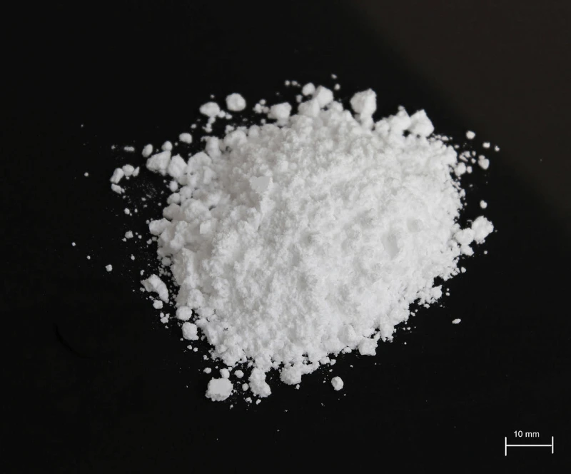 Icing sugar, but it looks like something else. Credit: Poyraz 72 via CC-BY-SA-4.0