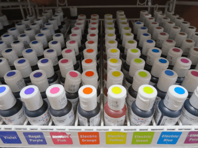 Food_colouring_(9536190673) Credit: Creative Commons CC-By-2.0