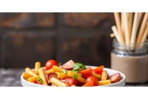 Exploring the Impact of Mediterranean Diet Adherence on Cancer Risk Associated with Obesity