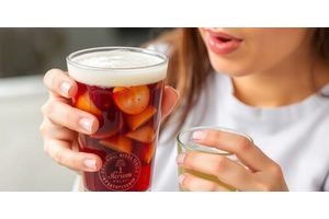 Exploring the Link Between Sugar-Sweetened Beverages and Oral Cavity Cancer Risk in Women: Insights for Smokers and Non-Smokers