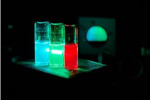 Breakthrough Discovery: Scientists Unlock Affordable Quantum Light at Room Temperature