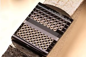 Revolutionary Ultra-Broadband Photonic Chip Enhances Optical Signal Transmission