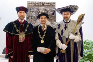 Lehigh University’s Professor Himanshu Jain Receives Honorary Doctorate in the Czech Republic