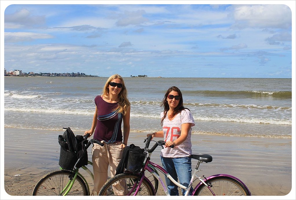 how much does it cost to travel in Uruguay