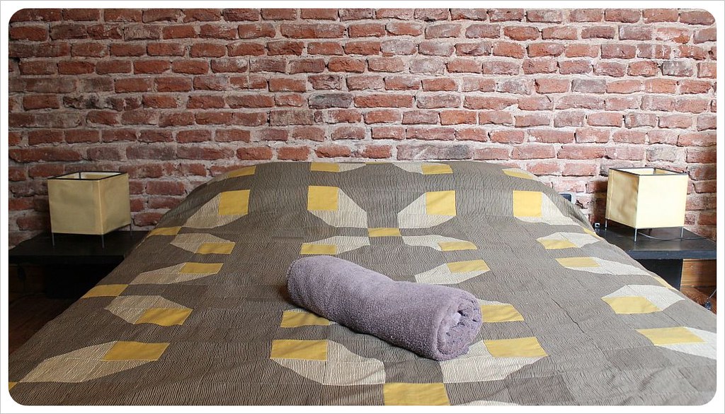 how much does it cost to travel in Uruguay