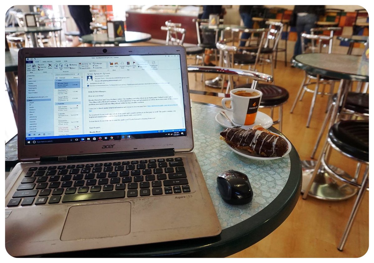 earn money online while traveling