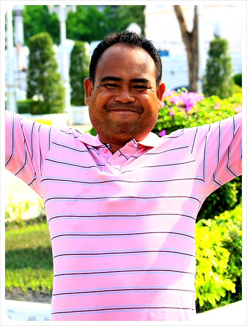 bangkok tuktuk driver