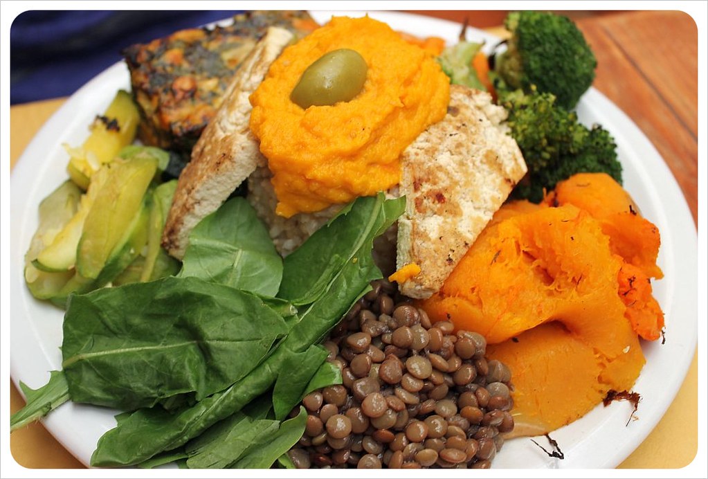 buenos aires macrobiotic plate esquina de las flores