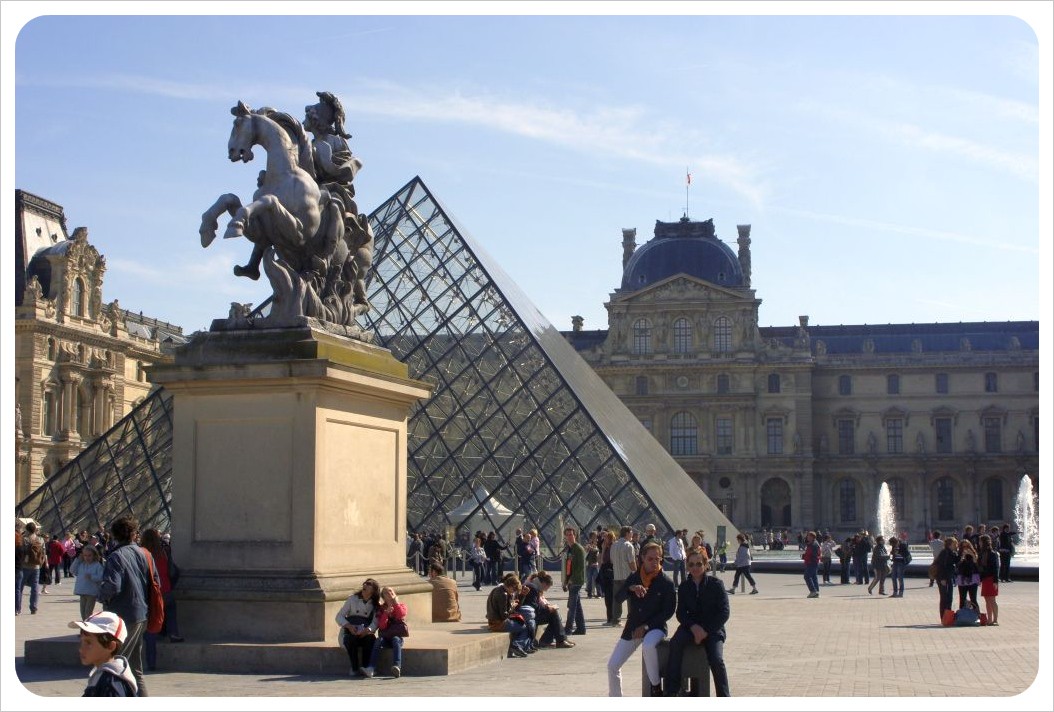 paris louvre