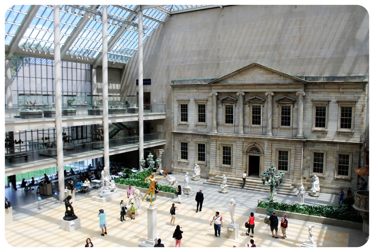 met sculpture hall