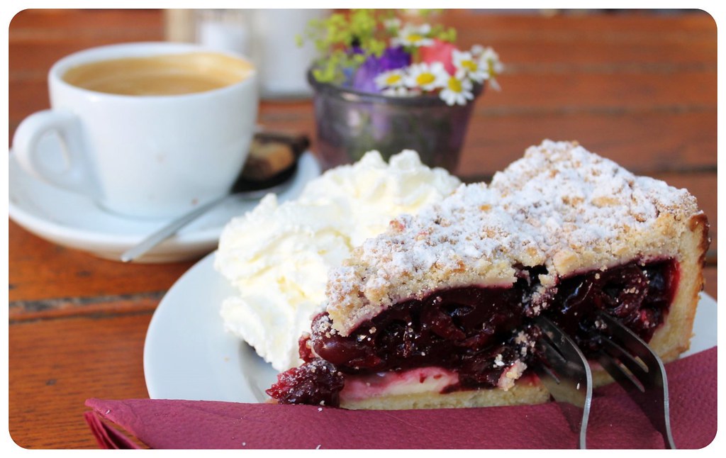 anna blume cake berlin