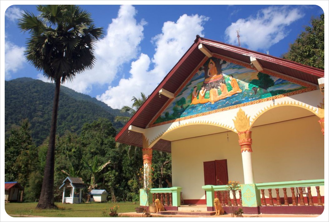 mountain temple muang ngoi neua