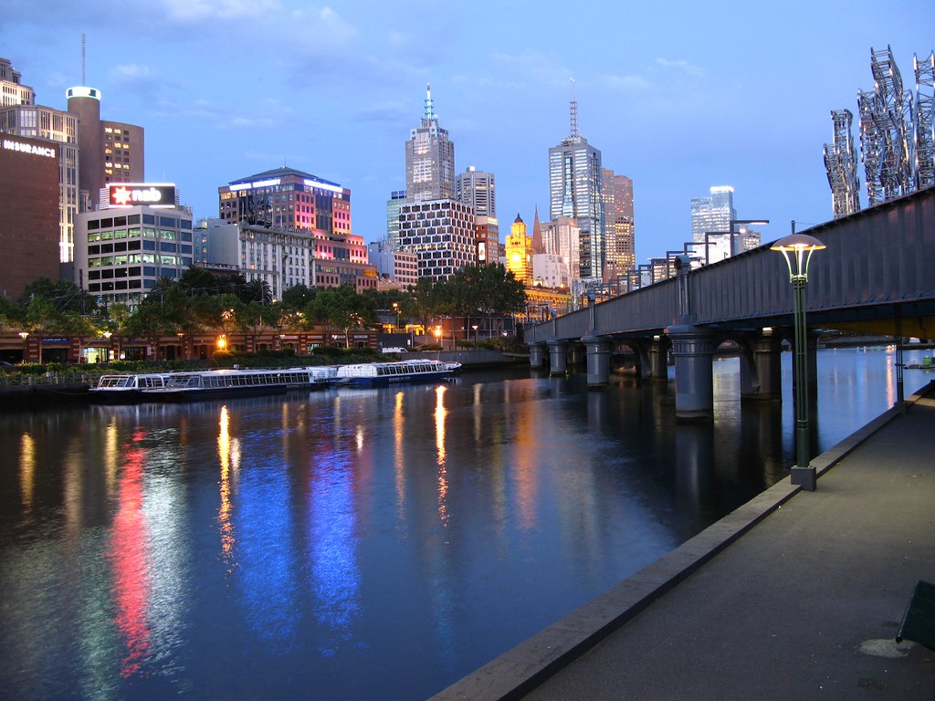 Melbourne skyline over Yarra near dusk