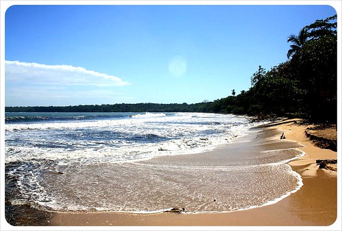 Cahuita beach