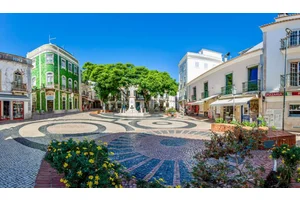 The 4 Best Hostels in Lagos, Portugal