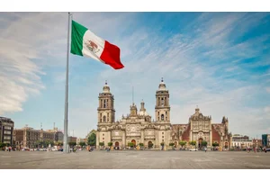 Finding Love & Art in Mexico City