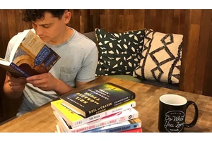 7 Travel Books Worth Reading Right Now