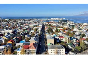 Visiting Iceland: Detailed Itineraries for the Land of Fire and Ice