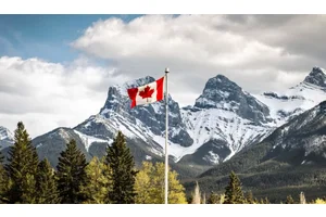 On Americans & Canadians: Don’t Lie About Your Nationality When You Travel