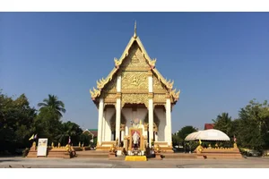 How to Travel Around Isaan Thailand