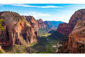 Cheap Holiday Ideas: 8 Budget Vacation Deals