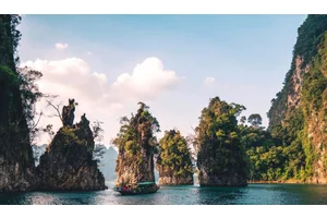 Jungle Trekking with Leeches in Khao Sok