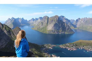 6 Women Who Conquered Personal Mountains to Travel the World