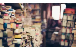 The Best Travel Books for Long-Term Travelers